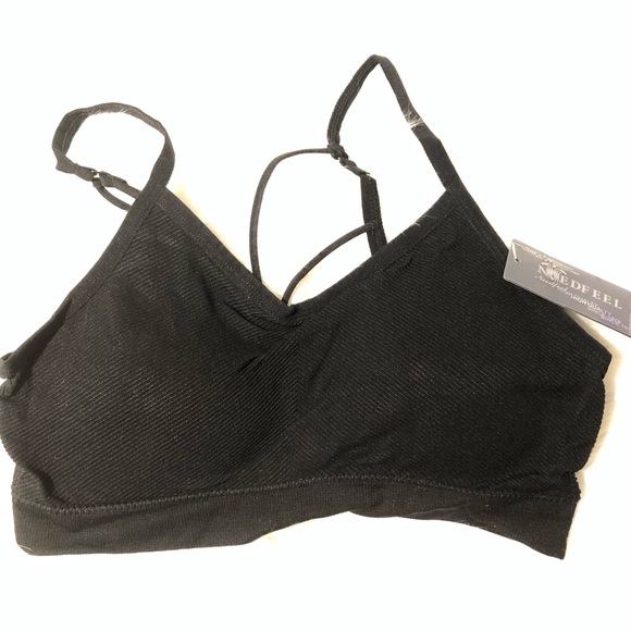 Plus Size Ribbed Cage Bras - Picture 5 of 6